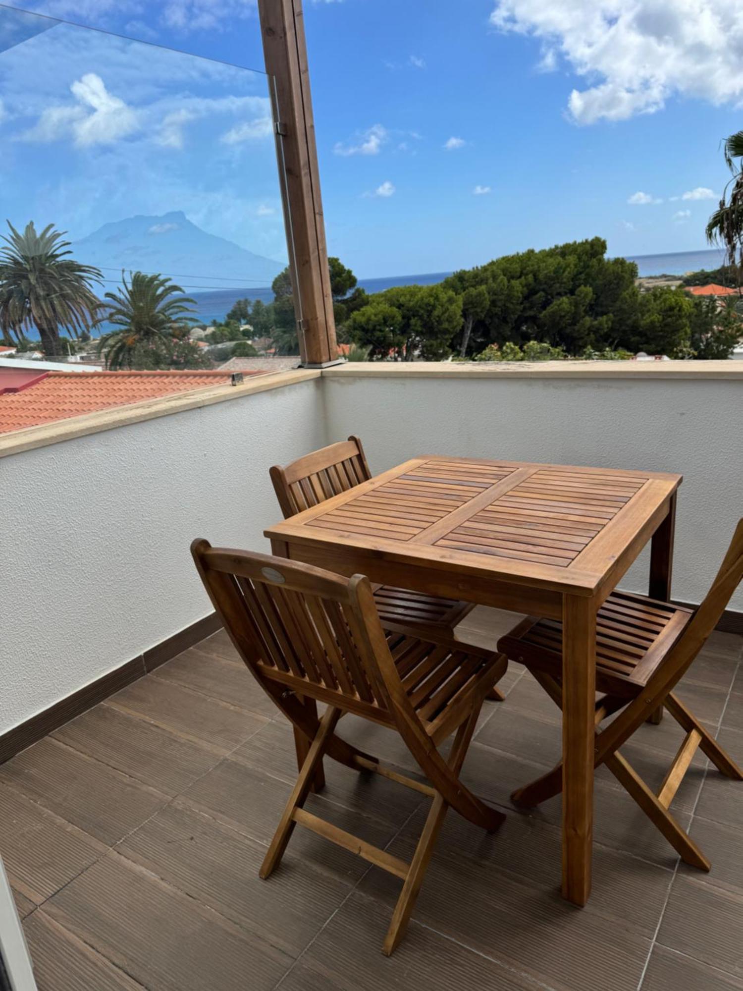 Cozy Apartment Porto Santo Bagian luar foto